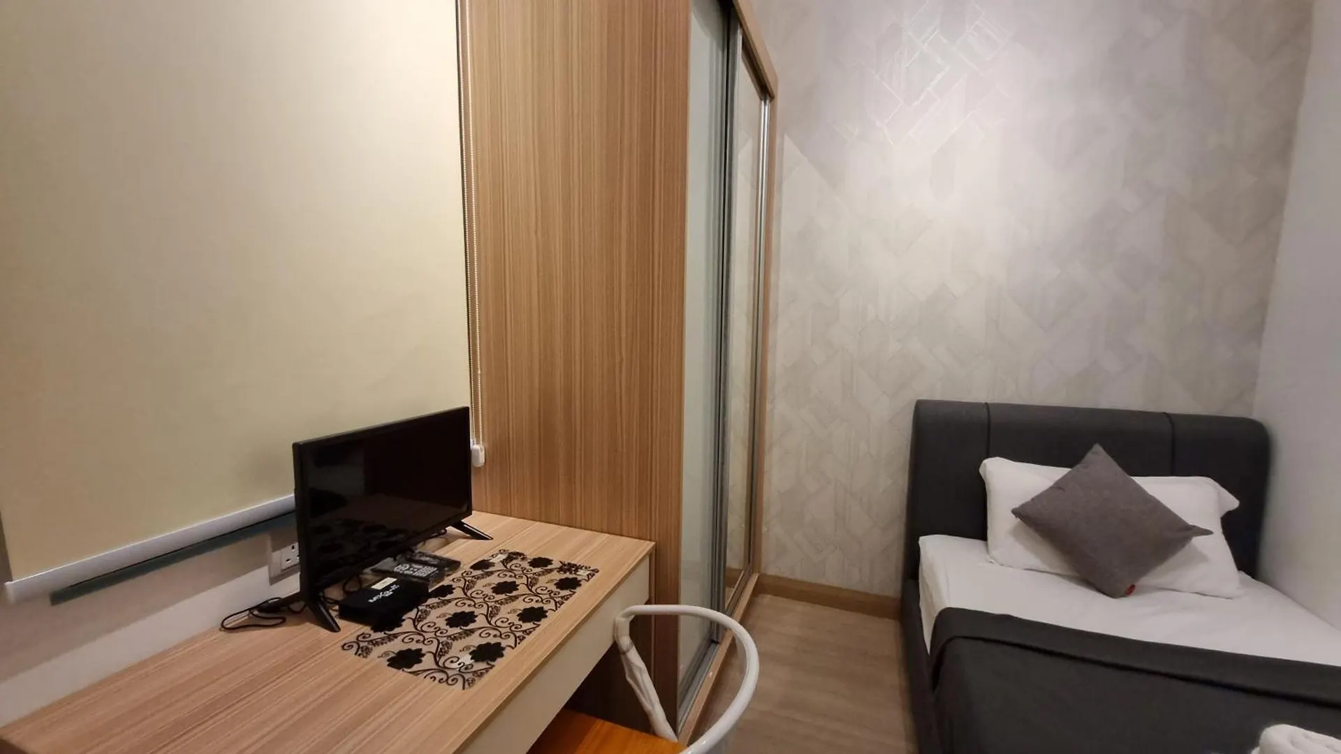 Sunway Paradise Home Staycation Ph2120 Self Check In Out Subang Jaya 0*,  Malaysia